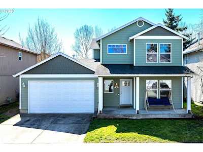 725 NE Mariners LOOP Portland, OR 97211
