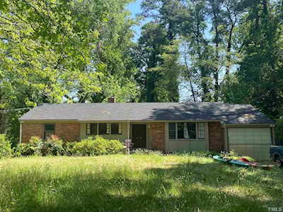 126 Longview Lake Drive Raleigh, NC 27610