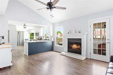 3200 White Cedar Dr Chesapeake, VA 23323