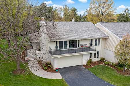 174 Briarwood Loop Oak Brook, IL 60523