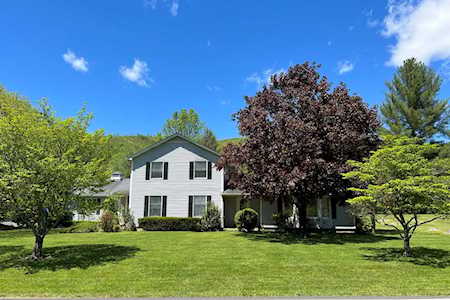 3571 Bristol Hwy Gate City, VA 24251