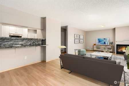 15623 NE 18th St #D201 Bellevue, WA 98008