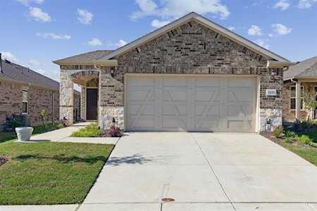 1233 Revolution Drive Little Elm, TX 76227
