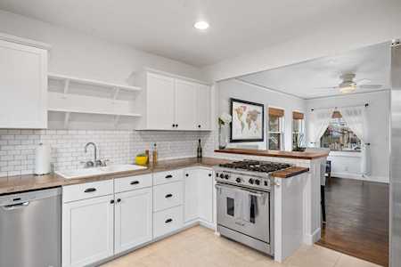 528 W Valerio St Santa Barbara, CA 93101