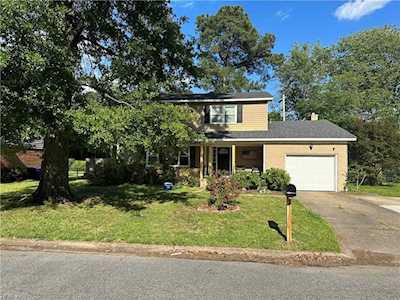 3613 Kenny Ln Portsmouth, VA 23703