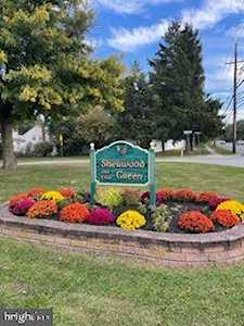 109 Westwood Hill West Deptford, NJ 08096