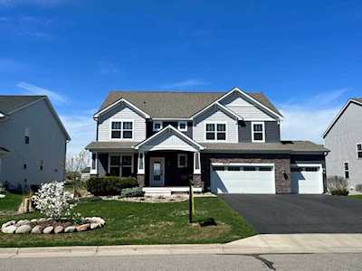 9512 69th Street S Cottage Grove, MN 55016