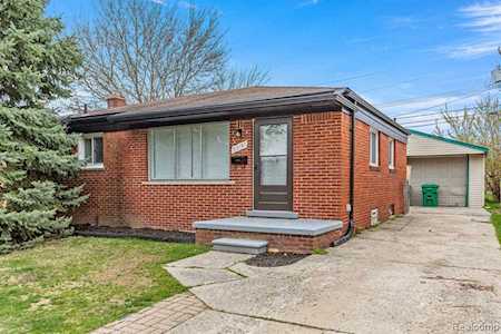 33151 Florence St Garden City, MI 48135