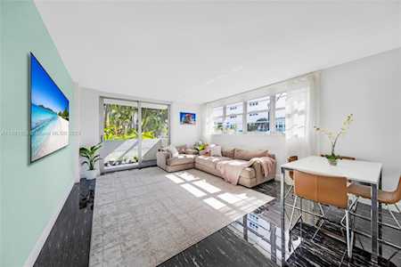 800 West Ave #201 Miami Beach, FL 33139