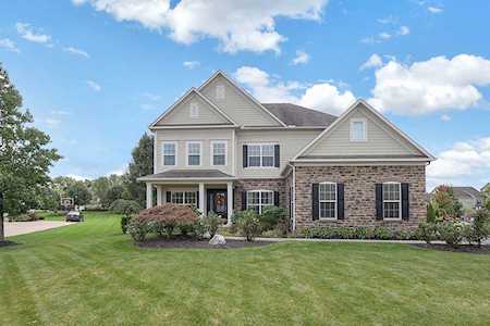 4165 Brinsworth Drive Dublin, OH 43016