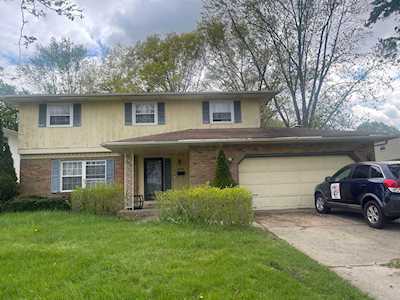 6099 Beechcroft Road Columbus, OH 43229