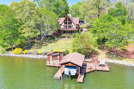 2339 Navigation Point Goodview, VA 24095