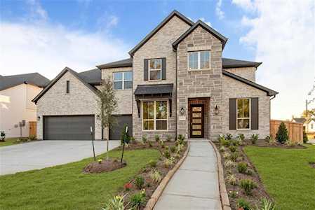 1415 Old Forest Dr Missouri City, TX 77459