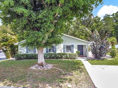 4430 Walden Circle Lake Worth, FL 33463