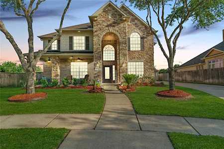 8027 Bentford Park St Richmond, TX 77406