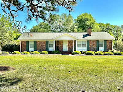 317 Pemberton Dr Wilmington, NC 28412