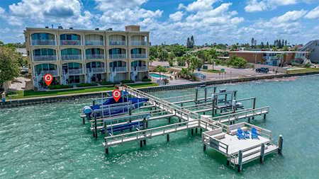 330 8th Ave N #5 Tierra Verde, FL 33715