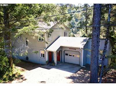 419 NE Golf Course DR Newport, OR 97365