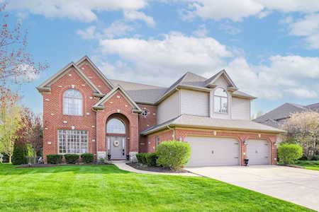 25745 Meadowland Circle Plainfield, IL 60585