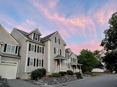 10 Cunningham Ln #104 Billerica, MA 01821