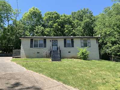 4128 Buenaview Ct Nashville, TN 37218