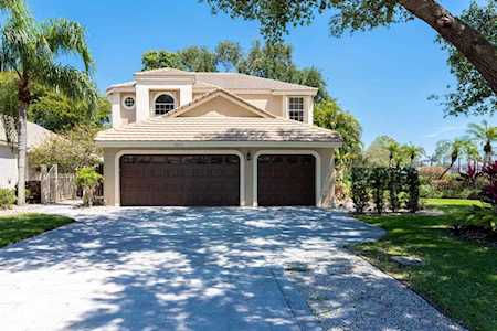 6825 Briarlake Circle Palm Beach Gardens, FL 33418