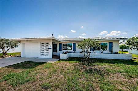9129 143rd St Seminole, FL 33776
