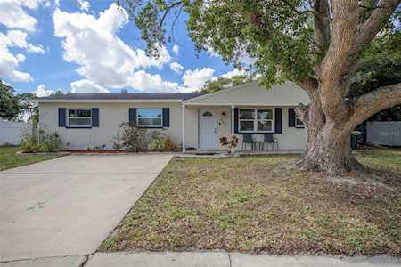 8374 81st Ct Seminole, FL 33777