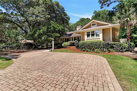 6 Greenwood Ct Hilton Head Island, SC 29928