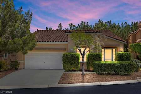 1808 Spring Summit Ln Las Vegas, NV 89134