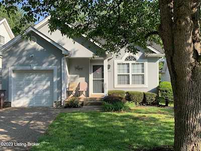 4410 Baygarden Ct Louisville, KY 40245