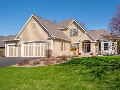 3342 Richmond Bay Woodbury, MN 55129
