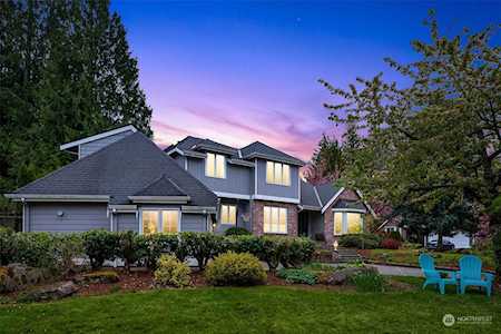 23241 NE 20th Place Sammamish, WA 98074