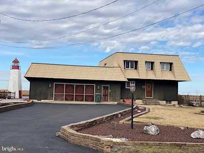 54 Sinnickson Landing Rd Salem, NJ 08079