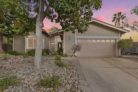 8328 Crestshire Circle Orangevale, CA 95662