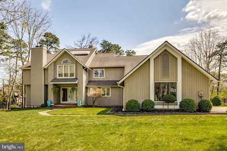 2 Persimmon Ct Medford, NJ 08055