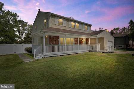 7 Hampshire Ave Blackwood, NJ 08012