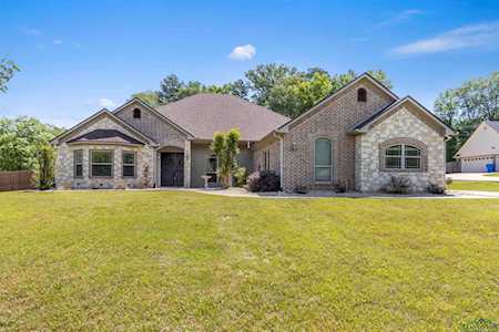 325 Kayla Lane Longview, TX 75602