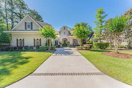 8 Clifton Dr Bluffton, SC 29909
