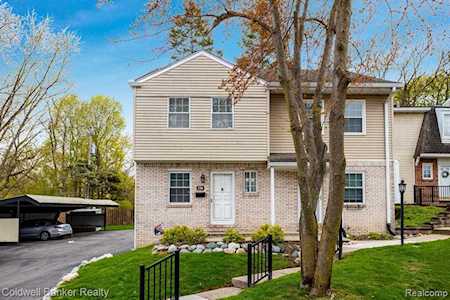 238 River Oaks Plymouth, MI 48170