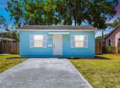 366 51st Ave N St. Petersburg, FL 33703
