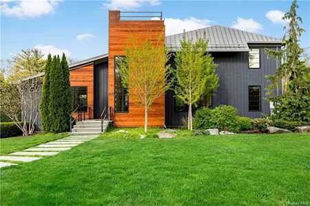 1149 Old White Plains Road Mamaroneck, NY 10543