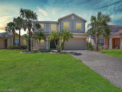 8042 Silver Birch Way Lehigh Acres, FL 33971