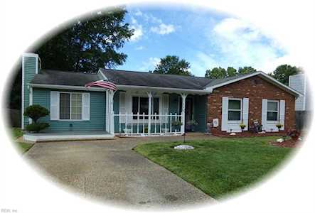 302 Tower Ln Newport News, VA 23608