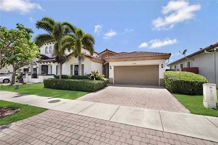 22944 SW 104th Ave Cutler Bay, FL 33190