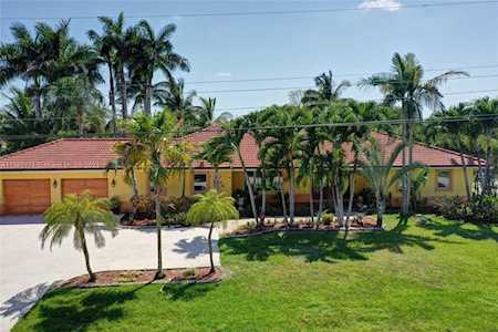 675 W Tropical Way Plantation, FL 33317