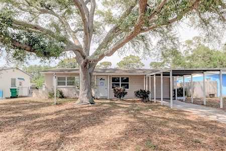 11065 108th Ave Largo, FL 33778