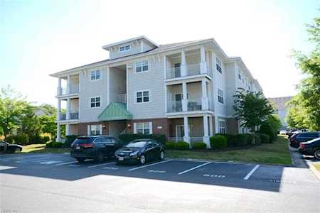 2469 Leytonstone Dr #307 Chesapeake, VA 23321