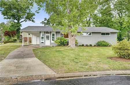 8016 Winstead Ct Norfolk, VA 23518