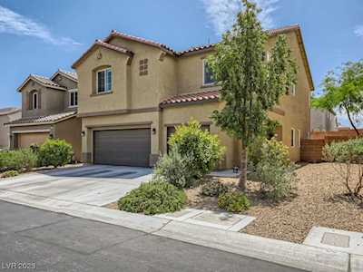 7685 Pyrenees Park Dr Las Vegas, NV 89113